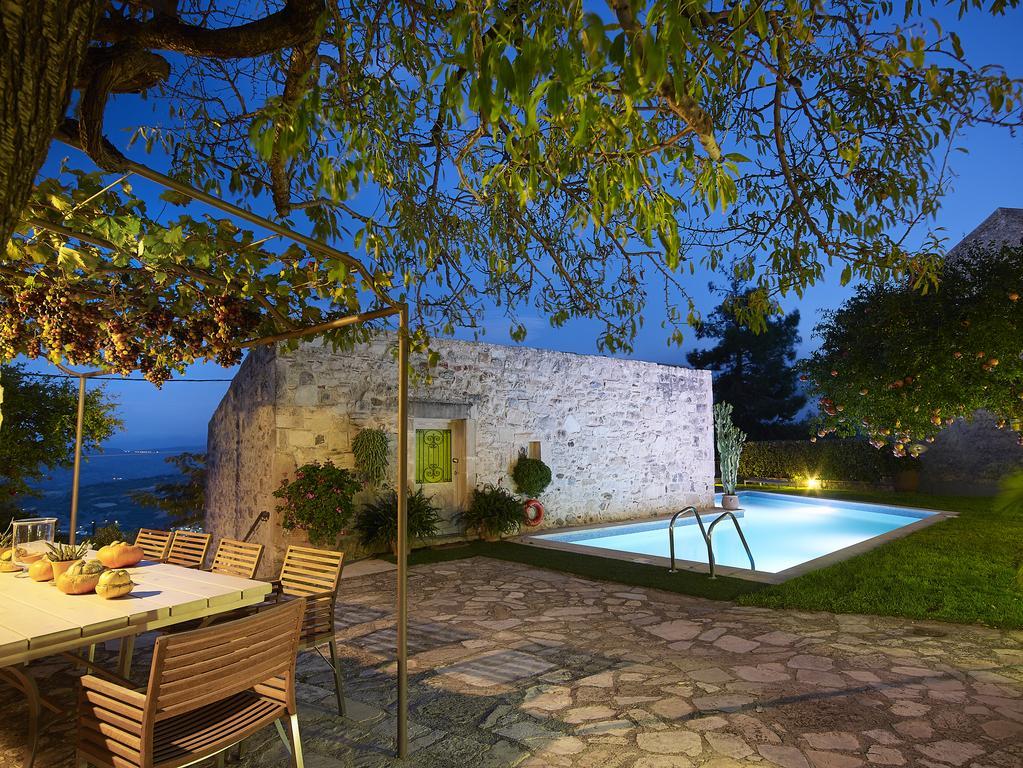 Vlakhianá Villa Kerasia מראה חיצוני תמונה